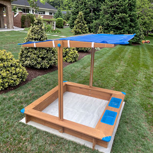 공장 맞춤형 솔리드 우드 스퀘어 샌드박스 커버가있는 남녀 공용 야외 놀이터 어린이 나무 샌드 박스 - Product Image 3