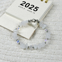 Bijoux tendance à la vente, accessoire tendance pour les vacances à la plage, bracelet en cristal et en pierre unique et polyvalent pour femmes.