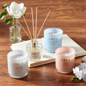 Aikun Ribbed Glass Vanilla Scented <b>Candle</b> And White Ceramic Reed Diffuser <b>Set</b> Custom Label OEM ODM Bulk Order for Living Room - Product Image 2