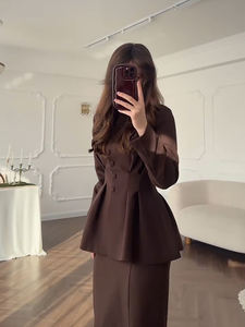 Elegante Conjunto de Traje de Manga Larga 100% Poliéster con Falda para Mujer, para Ocasiones Formales y de Negocios, Medio Oriente (Ramadán) - Product Image 4