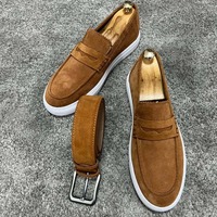 Sepatu Slip-On pria, alas kaki pantofel 48 pola polos kulit Suede imitasi tahan lama klasik ringan modis kualitas bagus