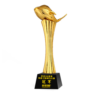 Trofeo de Cristal Personalizado de Alta Gama con Diseño de Delfín Dorado <span class=keywords><strong>para</strong></span> Competencia de Natación, Premios de Juegos Creativos - Estrella del <span class=keywords><strong>Mañana</strong></span> - Product Image 4