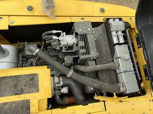 Excavatrice sur chenilles Komatsu PC130 d'occasion, moteur d'origine, faible nombre d'heures - Product Image 5