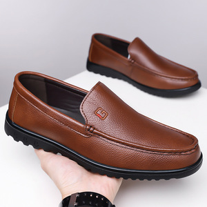 Mocassins en cuir noir pour hommes, chaussures décontractées pour affaires, souples et confortables, design monobloc - Product Image 2