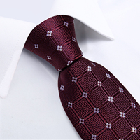 Cravate décontractée en polyester pour homme, design polyvalent et tendance, idéale pour les mariages, les fêtes, le travail et la vie quotidienne