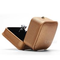 Boîte à bijoux en cuir PU avec logo personnalisé pour bague, pendentif, bracelet, jonc, collier, boucles d'oreilles, boîtes à bijoux