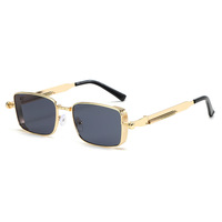 Lunettes de soleil UV400 Cyberpunk 2026 pour hommes, monture métallique carrée grande taille, style Steampunk, légères et confortables, blanches