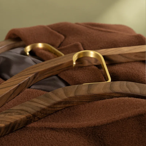 SSR SSR-1 Perchero de Pared Retro de Madera y Metal Desmontable con Ancho Reforzado, Duradero, para Exhibición y Almacenamiento de Ropa, 1 unidad - Product Image 3