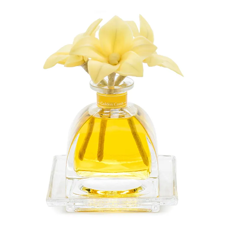 True Scent Luxury Aromaterapia Aceite esencial Habitación Fragancia Perfume Difusor Botella de vidrio con flor de madera Sola