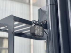 Stand-on Vna <strong>Forklift</strong> 1.5T <strong>3</strong> <strong>Way</strong> Pallet Stacker <strong>Forklift</strong> Three <strong>Way</strong> Electric <strong>Narrow</strong> <strong>Aisle</strong> Reach Truck Stacker Moving - Product Image 3
