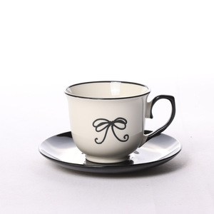 ชุดถ้วยกาแฟเซรามิกพร้อมจานรองลายโบว์ ทำด้วยมือสำหรับสาวๆ ฤดูใบไม้ผลิ 2022 - Product Image 2