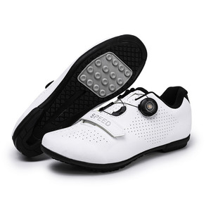 Vendita calda di lusso <span class=keywords><strong>scarpe</strong></span> <span class=keywords><strong>da</strong></span> ciclismo con cinturino magico fibbia con suola dura Mountain bike <span class=keywords><strong>scarpe</strong></span> <span class=keywords><strong>da</strong></span> <span class=keywords><strong>corsa</strong></span> per esterno ciclismo su strada Indoor <span class=keywords><strong>scarpe</strong></span> <span class=keywords><strong>da</strong></span> ciclismo - Product Image 3