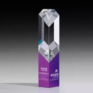 Trofeo de cristal púrpura K9 creativo personalizado al por mayor de Guangzhou premio en blanco con técnica tallada para regalos de cooperación