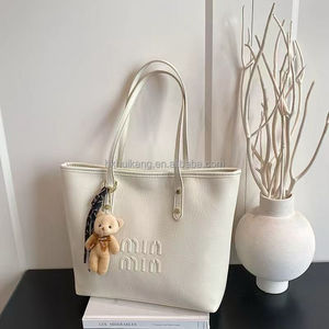 Sacs à bandoulière pour femme de luxe, design de créateur, imperméables, doublure en polyester, fermeture éclair, sangle unique - Product Image 2