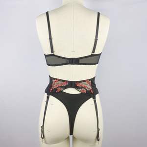 Ensembles soutien-gorge et culotte pour femmes, lingerie érotique en dentelle, avec anneau de poitrine, sexy, tailles mixtes et grandes tailles - Product Image 4