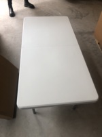 Table de pique-nique pliante rectangulaire en plastique HDPE, 4 pieds, pieds réglables