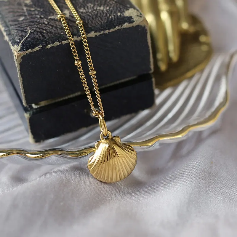 Women Bohemian Gold Plated Hypoallergenic Sea Ocean Series Beach Conch Cowrie Shell Seashell Shaped Necklace Jewelry
