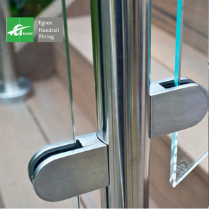 Inox304 316 moderne <span class=keywords><strong>en</strong></span> acier inoxydable garde-corps <span class=keywords><strong>en</strong></span> verre balustrade moules béton balustre poinçonnage coulée coin pince <span class=keywords><strong>escalier</strong></span> - Product Image 5