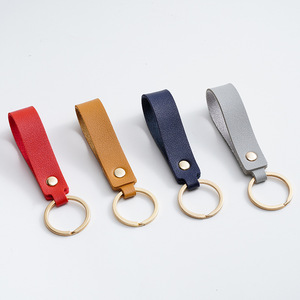 オリジナルロゴ入り 本革キーホルダー ゴールド カーキーチェーン ノベルティ・販促品に最適 - Product Image 3