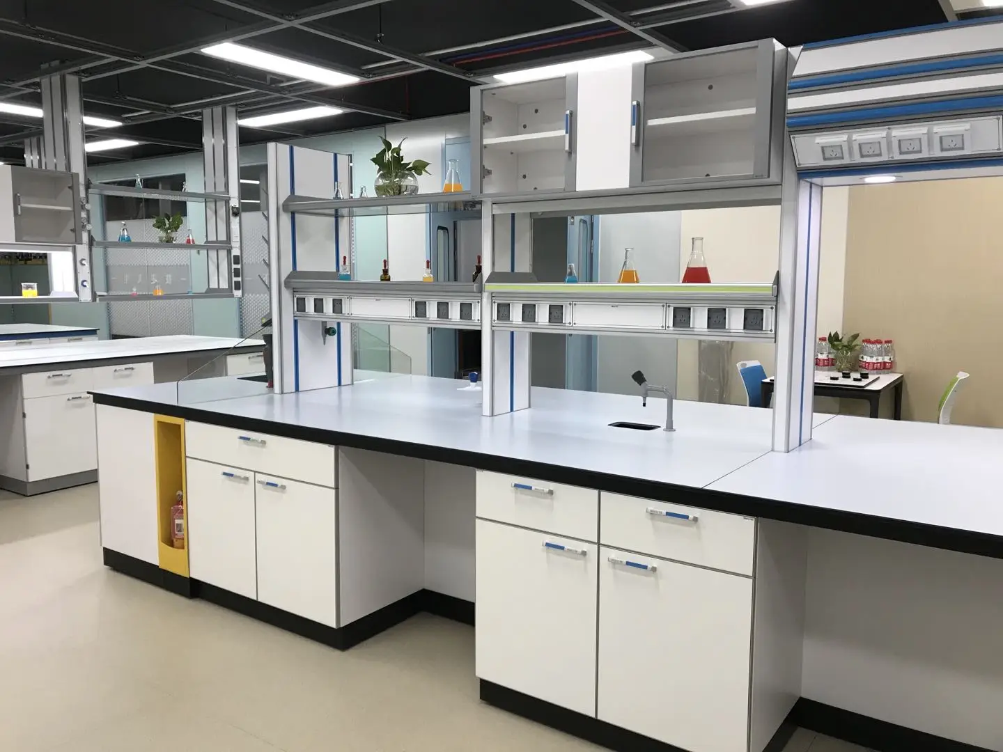 Laboratory Work Benches Chemistry Epoxy Resin Lab Bench Top with Cabinet