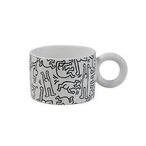 Lelyi INS Tasse en céramique d'art abstrait moderne Tasse à café de niche créative de grande valeur - Product Image 6