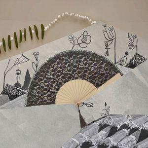 Abanicos Plegables de Bambú Pintados Ecológicos (Modelo GS F21) para Decoraciones de Fiesta, Recuerdos y Proyectos de Manualidades (Opción en Blanco) - Product Image 3