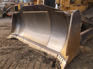 Bulldozer sur chenilles CAT D8R d'occasion, modèle 2020, capacité de bêchage de 4,5 m, puissance de 110 kW, bon état de fonctionnement, vente à Shanghai - Product Image 4
