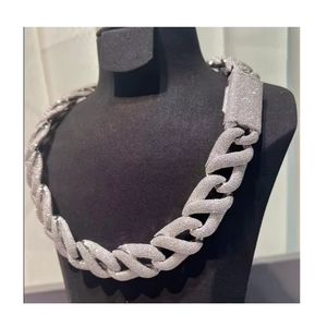 สร้อยคอฮิปฮอปชุบทองประดับเพชรโมอิสซาไนต์ VVS ขายดี รุ่น Cuban Chain สำหรับผู้ชาย - Product Image 1