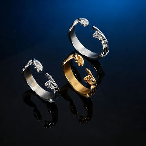 Creazione di gioielli religiosi cristiani di Adam anello impermeabile per raggiungere Michelangelo anello mani oro mano di dio uomini - Product Image 2