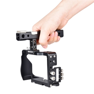 Jaula para Cámara YELANGU C6-B para <span class=keywords><strong>SONY</strong></span> A6000 A6300 <span class=keywords><strong>A6400</strong></span> A6500 con Zapata y Asa Superior - Product Image 3