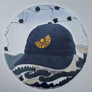 หมวกกีฬาแบบ 6 แผง คุณภาพพรีเมียม ออกแบบเองได้ ปักลาย 3 มิติ ตัวล็อคโลหะ ผ้าทั่วไป ทรงไม่แข็งแบบ Surf - Product Image 3