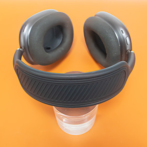 2025 vente chaude Silicone bandeau protecteur antichoc et Durable housse pour <span class=keywords><strong>Apple</strong></span> <span class=keywords><strong>AirPods</strong></span> <span class=keywords><strong>Max</strong></span> <span class=keywords><strong>casque</strong></span> sans fil - Product Image 2