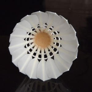 Leoncitycoco ลูกขนไก่แบดมินตัน,ลูกขนไก่แบดมินตันฟรี Oem สำหรับการแข่งขันในประเทศอินโดนีเซีย - Product Image 1