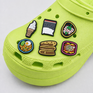 Vente en gros de breloques pour chaussures en PVC souple pas cher Cartoon Drink Cup Snack Sandals Australian Fast Food Clog Accessories - Product Image 1