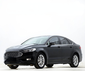 Vente en gros <span class=keywords><strong>2020</strong></span>-2021 <span class=keywords><strong>Ford</strong></span> <span class=keywords><strong>Mondeo</strong></span> EcoBoost 180 Élégant Haute Couture Turbo Essence Voiture Gauche Direction Voiture d'occasion Boutique - Product Image 1