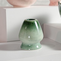 Bol à matcha et support pour fouet en céramique japonaise, ensemble de thé matcha en céramique de style japonais avec dégradé de fraises pour la cérémonie du thé