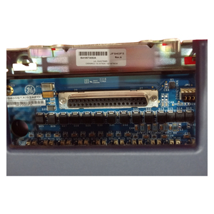 مخزون مشترك OC647IFESGRN00075M وحدة تحكم برمجة Plc مختومة من المصنع موصل OC647IFESGRN00075M - Product Image 1