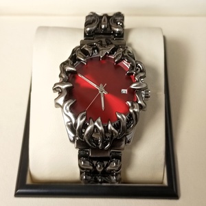 Montre Dark Punk à pointes, plusieurs cadrans, quartz, alliage, verre minéral – Design pour la mode urbaine américaine et les collectionneurs de rock - Product Image 1