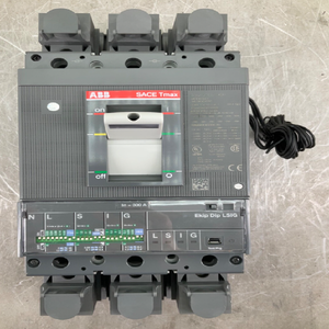 Interruptor Automático de la Serie Tmax, XT5NQ330AGFF000XXX, 300A, 3P, 600 Ekip, DIP, LSIG, PLC - Product Image 1