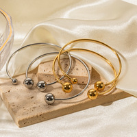 Bracelets Joncs Ouverts en Acier Inoxydable Plaqué Or 18K avec Billes, Bijoux Personnalisés Tendance pour Femme