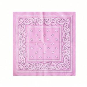 Foulard bandana à motifs pour festivals de musique, fournitures de bandanas pour organisateurs d'événements, foulard bandana à imprimés rétro pour les amateurs de style vintage - Product Image 1