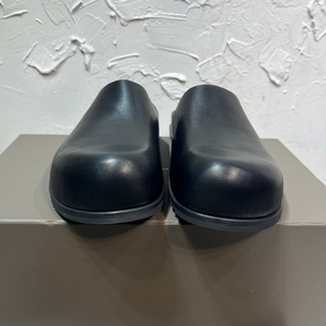 Designer Minimalist Men's Closed-toe Slippers, Genuine Cowhide Leather High-quality Handmade <b>Shoes</b> - Product Image 2