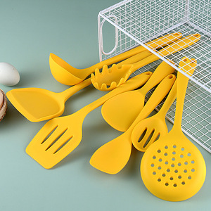 Ensemble d'ustensiles de cuisine en silicone, 8 pièces, résistants à la chaleur, antiadhésifs, spatule, louche, cuillère ajourée, pour usage domestique - Product Image 4