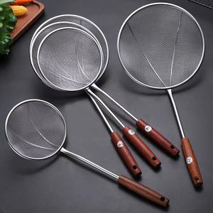 Stainless Steel Strainer Set With Wooden Handle Kitchen Colander For Noodle Dumpling Deep Fryer Hot Pot Use - Product Image 2