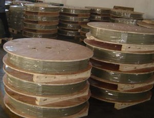 Calibre 18 <span class=keywords><strong>Q</strong></span> 195 Haute Résistance zingué fer bande de fil pour la fabrication de pneumatiques Brad bande broches agrafes - Product Image 2