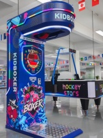 Machine d'arcade simulateur de boxe pour enfants à 3 écrans, fonctionnant à pièces, construction en fer et plastique, prise en charge de l'anglais, pour usage intérieur