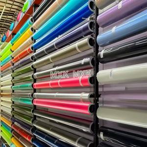 Vinilo para Envoltura de Vehículos Color Plata Satinado, Resistente a los Rayos UV, Envoltura Completa para Automóviles - Product Image 5