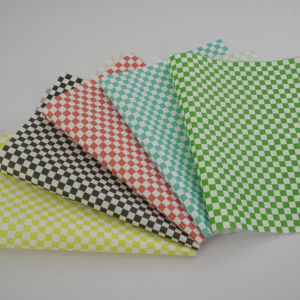 Papel de Envolver Alimentos y Sándwiches Reciclable, Antiadherente y Resistente a la Grasa, con Recubrimiento de PE Ecológico, de 25x35 cm, en Bolsas de Papel Kraft - Product Image 1