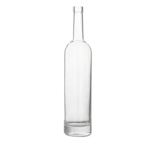 Venta caliente 500ml botellas de vidrio transparente para licor melocotón Vodka Gin Tonic productos más vendidos 2023 con corcho