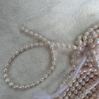 Vente en gros 7-8mm blanc rose violet couleur riz perles d'eau douce brins à vendre